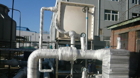 室外水箱電正能量入口保溫及安裝步驟
